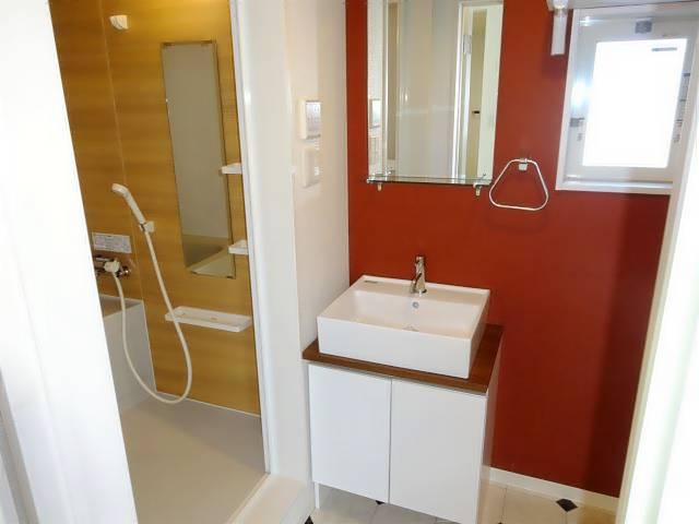 洗面設備　洗髪洗面化粧台。