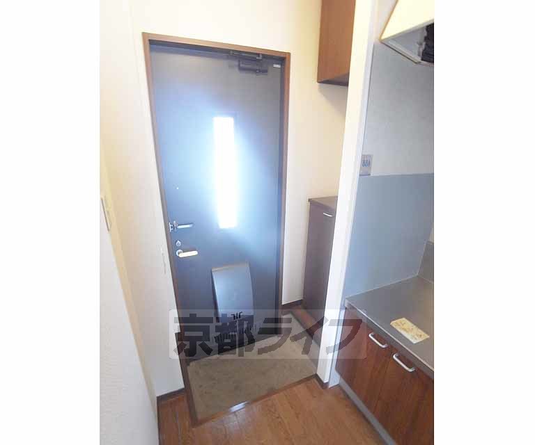 その他設備　靴を収納するスペースもあります。