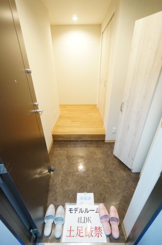 玄関　当日の見学大歓迎！