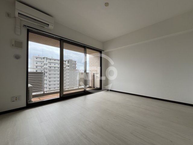 居室・リビング　アーバンフラッツ西中島　リビング