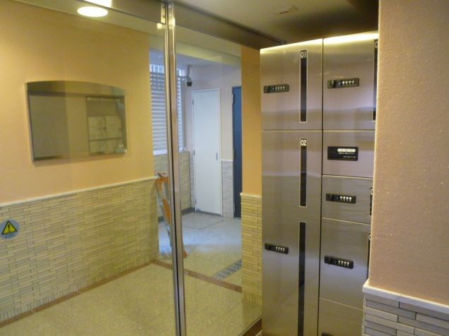 ロビー　★《見学予約受け付け中》設備充実のハイグレード賃貸マンショ