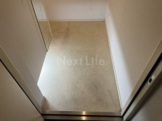 玄関　★お部屋探しは株式会社タウンハウジング東京まで★