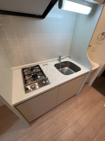 キッチン　プレサンス難波元町　2口ガスシステムキッチン