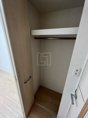 収納　プレサンス難波元町　クローゼット