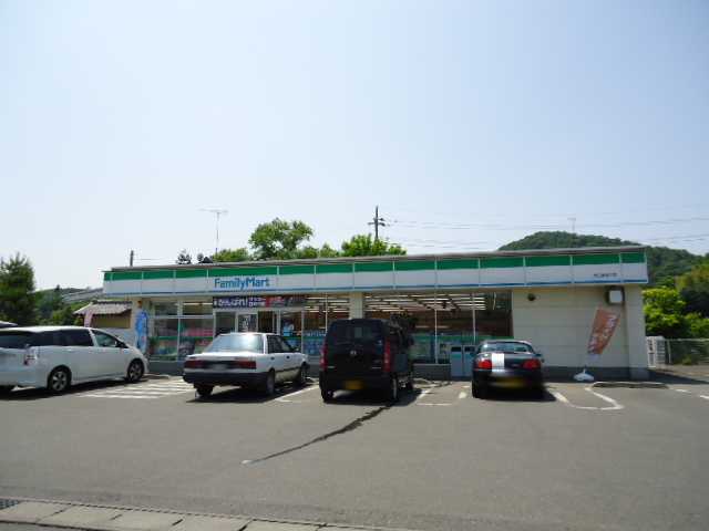 その他　ファミリーマート太田東金井店まで762ｍ