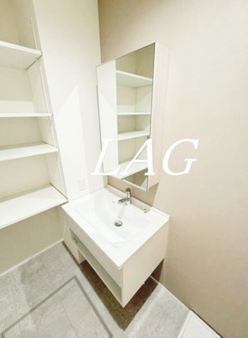 洗面設備　洗面台です。