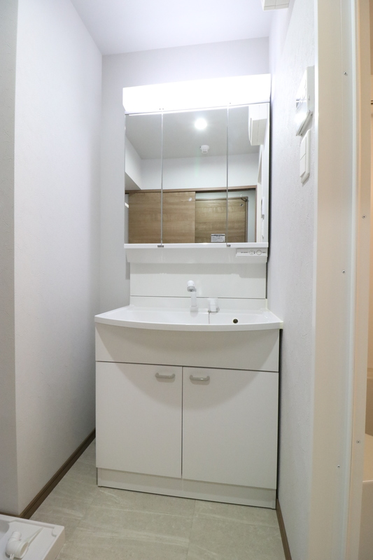 洗面設備　使いやすい洗面所です