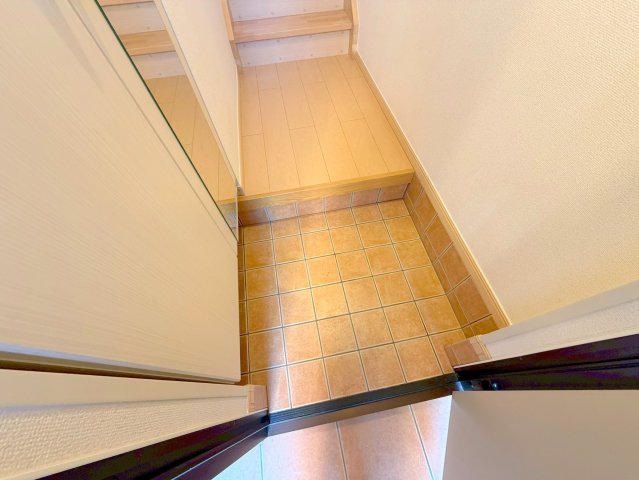 玄関　素敵な玄関は毎朝あなたを元気に送りだしてくれますよ。