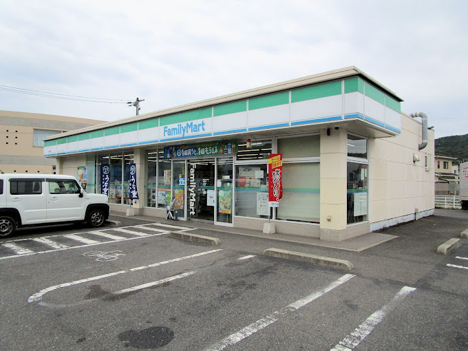 コンビニ　ファミリーマート 倉敷林店（コンビニ）まで379m