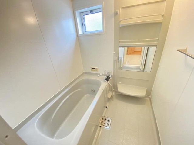 バス・シャワールーム　他号室写真転用しています