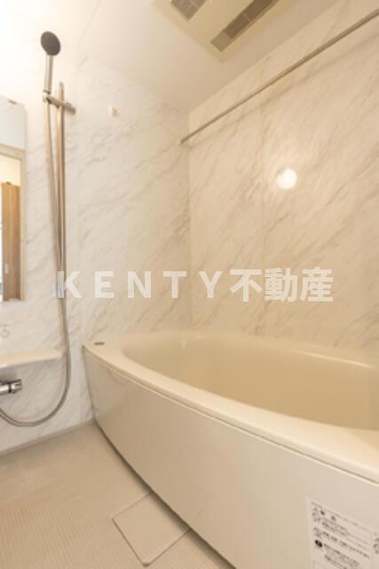 バス・シャワールーム　日々の疲れを癒すお風呂付です