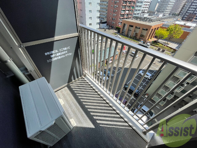 バルコニー　こまめな換気でお部屋の空気をリフレッシュ。