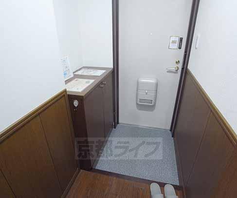 玄関　玄関です。