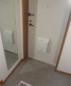 玄関　落ち着いた玄関です