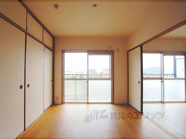 居室・リビング　洋室