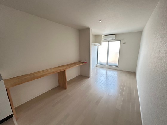 居室・リビング　※別部屋の写真です