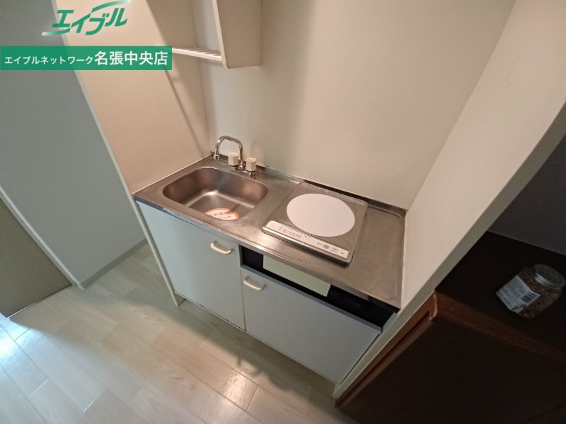 キッチン　別部屋参考写真です。