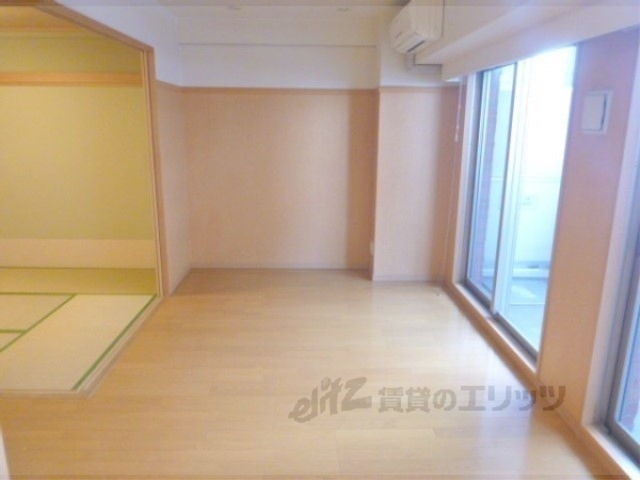 居室・リビング　リビング