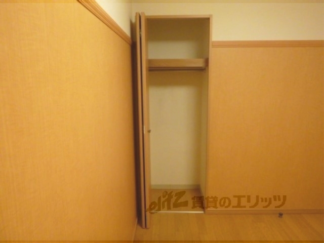 収納　洋室収納