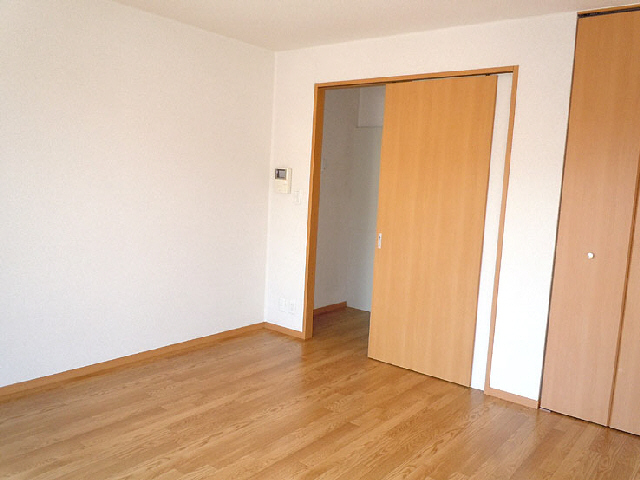 居室・リビング　内装