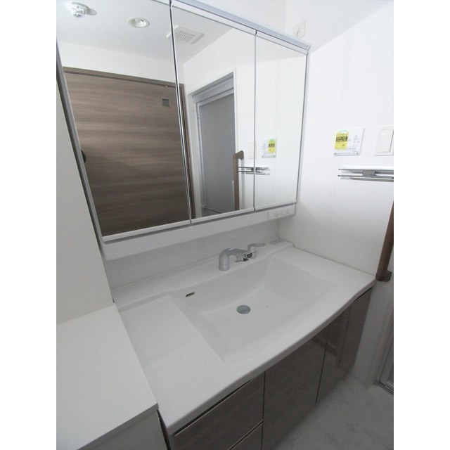 洗面設備　洗面所です