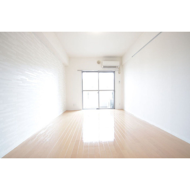 居室・リビング　居室