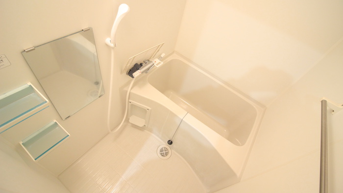 バス・シャワールーム　別のお部屋の写真です。