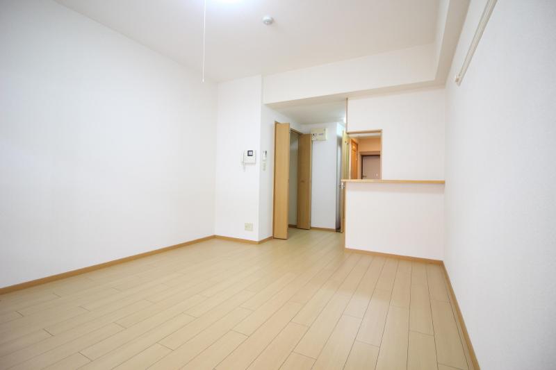 居室・リビング　１　洋室９．５帖