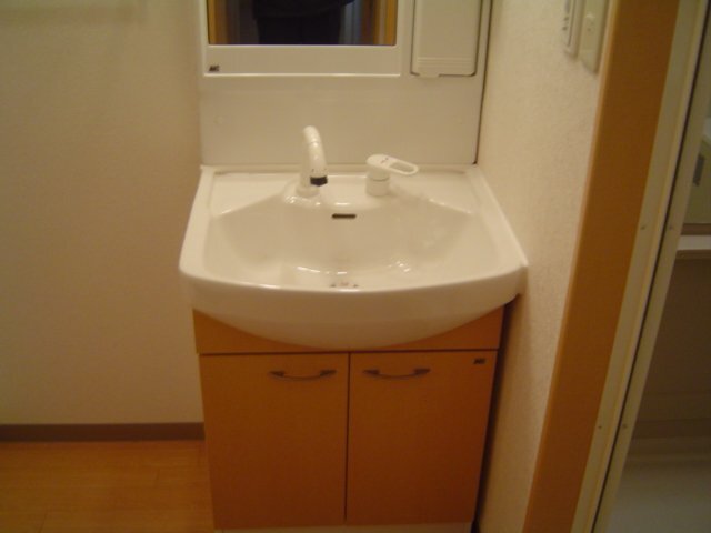 洗面設備　洗髪洗面化粧台