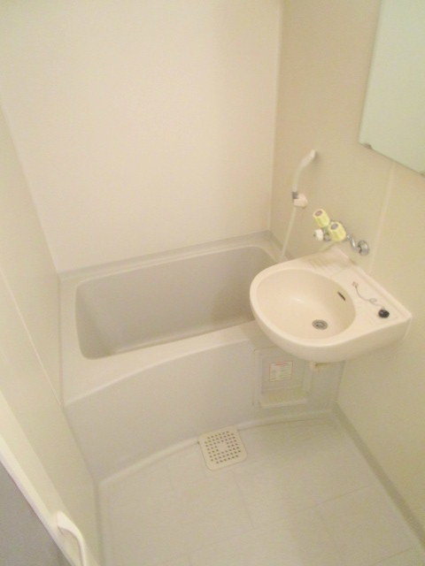 バス・シャワールーム　★バスルーム／同物件別号室写真★