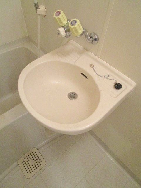 洗面設備　★洗面台／同物件別号室写真★