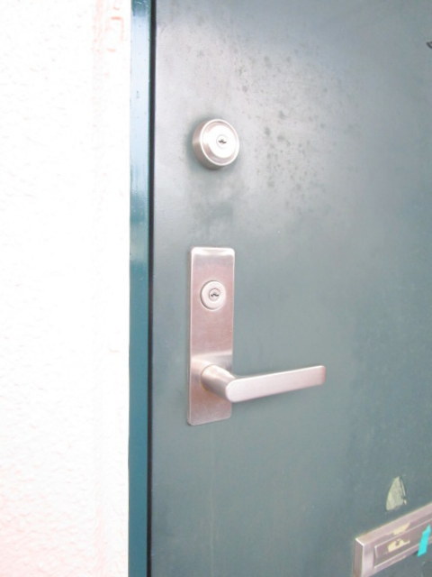 セキュリティ　★玄関ダブルロック／同物件別号室写真★