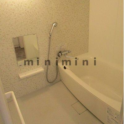 バス・シャワールーム　※写真は別号室のものですので現状優先とさせていただきます