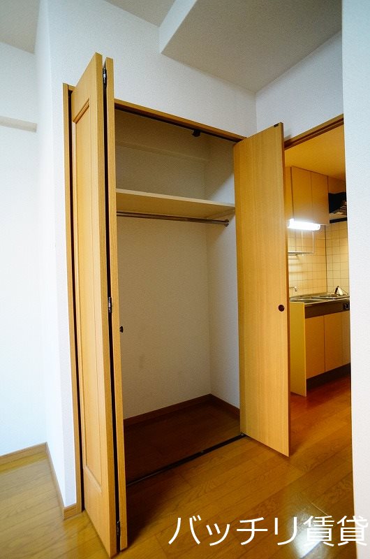 収納　＊画像は別部屋の為イメージ、現状を優先致します。
