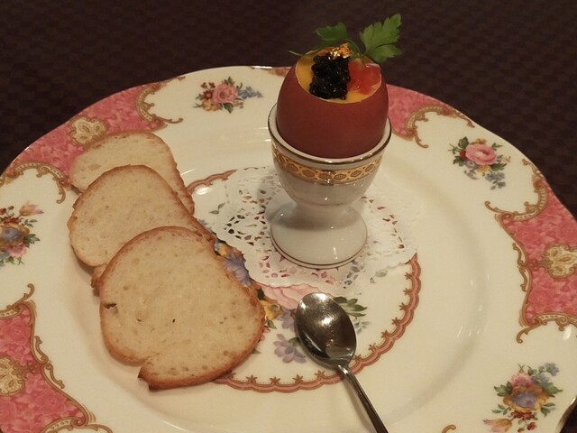 飲食店　MON CHER MA CHERE(モン シェール マ シェ（飲食店）まで242m