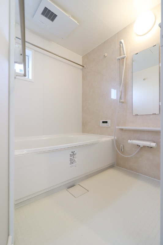 バス・シャワールーム　図面と現状に相違がある場合には現状を優先