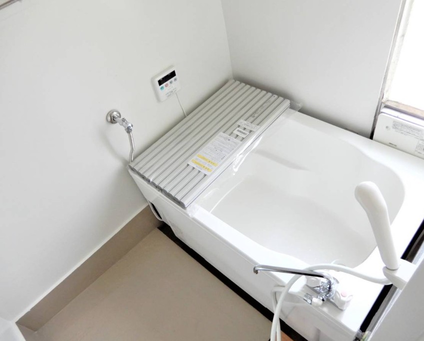 バス・シャワールーム　同タイプ写真です