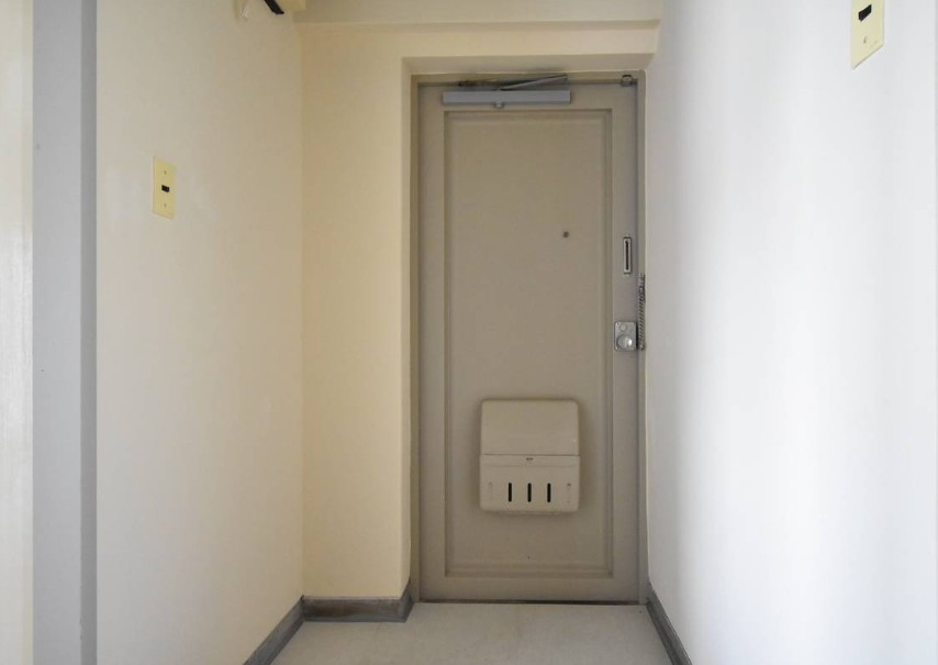 玄関　同タイプ写真です