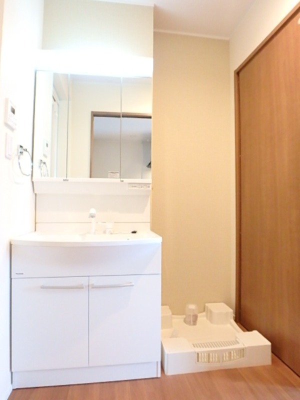 洗面設備　図面と現状に相違がある場合には現状を優先