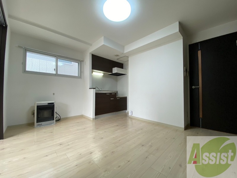 居室・リビング　広くてキレイなお部屋が広がっていて、充実した生活が送れそう。