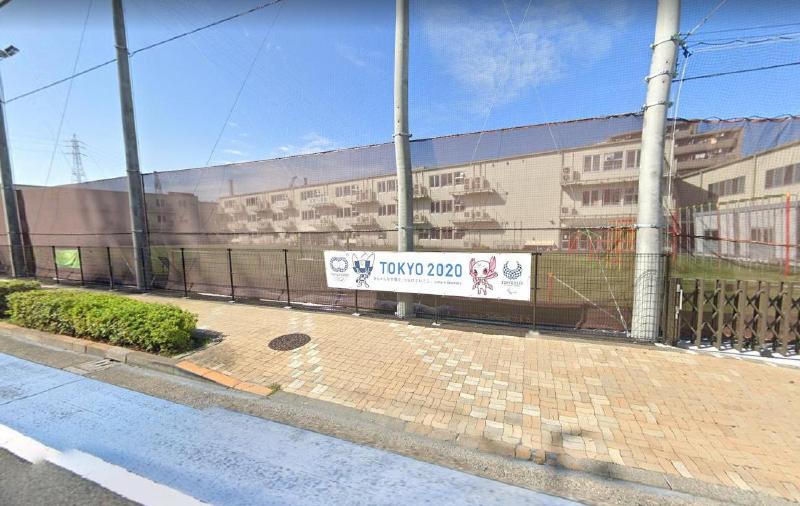 小学校　足立区立綾瀬小学校（小学校）まで350m