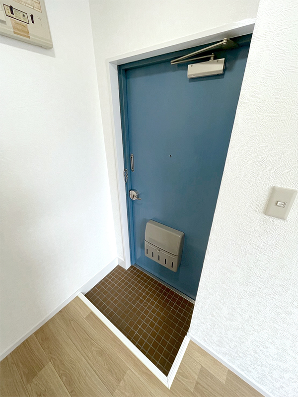 玄関　現況と異なる場合は現況を優先。