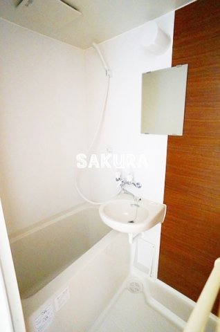 バス・シャワールーム　日々の疲れを癒すお風呂です♪