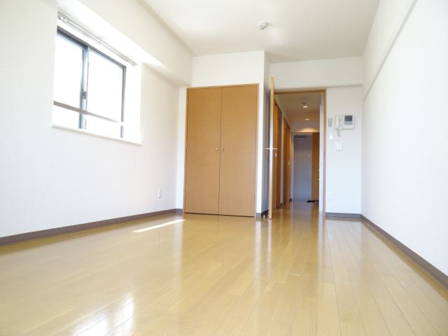 居室・リビング　広い居室