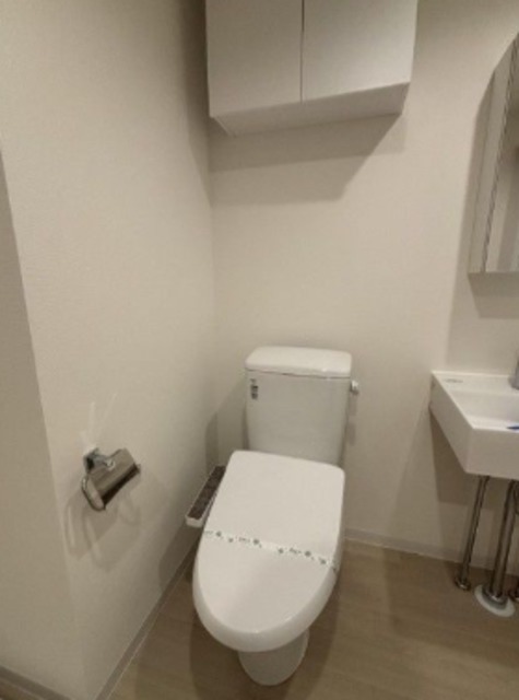 トイレ　別号室画像参照