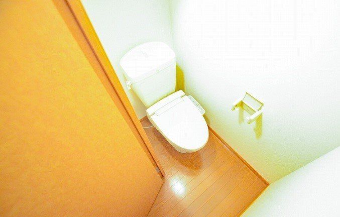 トイレ　設備・仕様は号室により異なる為、現況を優先致します。