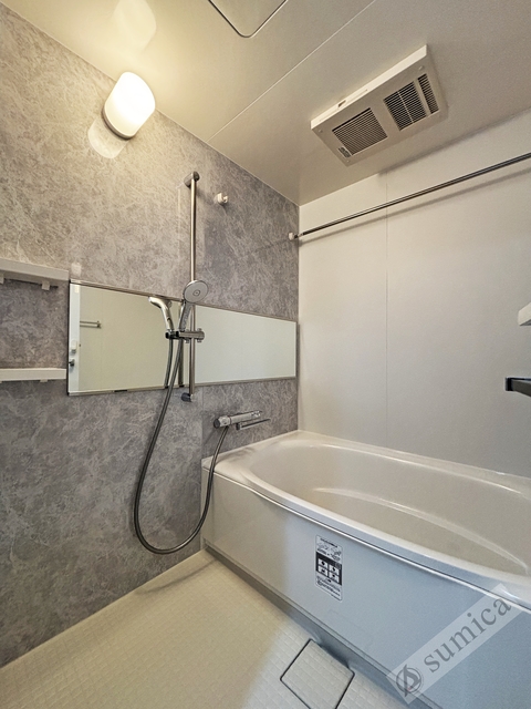 バス・シャワールーム　広いお風呂で疲れた身体癒しませんか？？