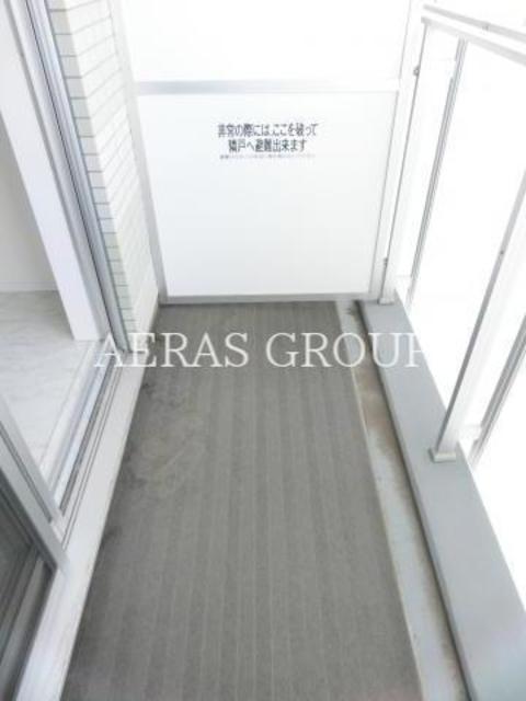 バルコニー　他部屋参考。