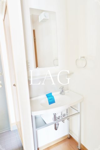 洗面設備　独立洗面台です。