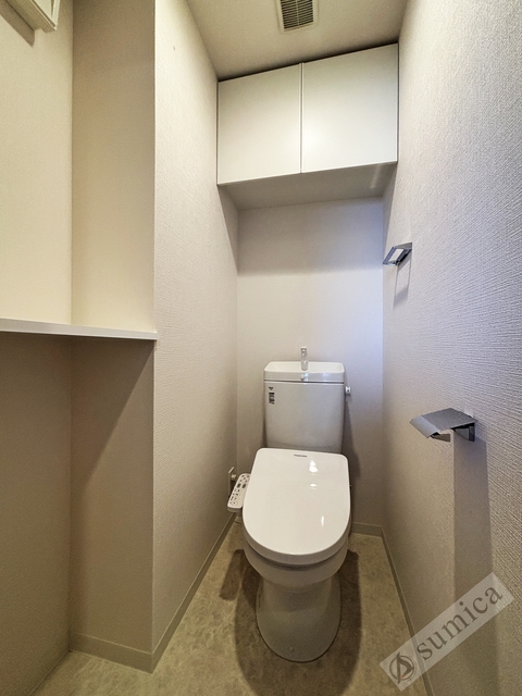 トイレ　温水洗浄便座付き♪♪